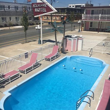וויילדווד Skylark Resort Motel מראה חיצוני תמונה