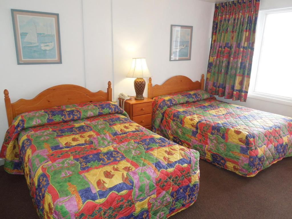 וויילדווד Skylark Resort Motel מראה חיצוני תמונה