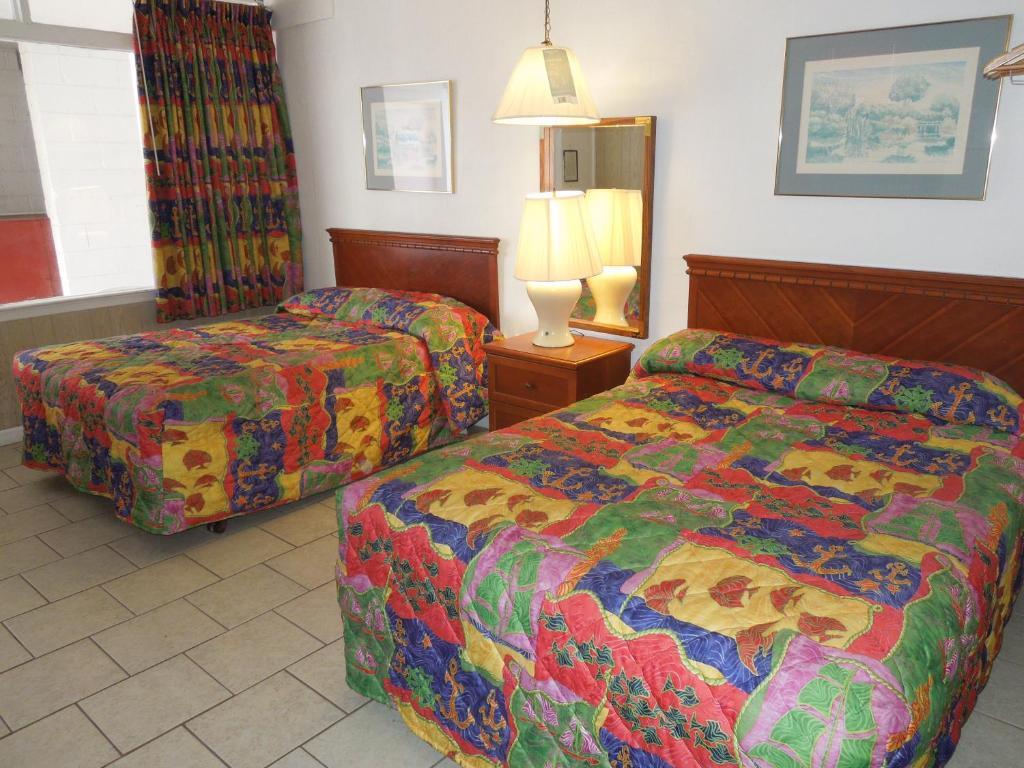 וויילדווד Skylark Resort Motel מראה חיצוני תמונה