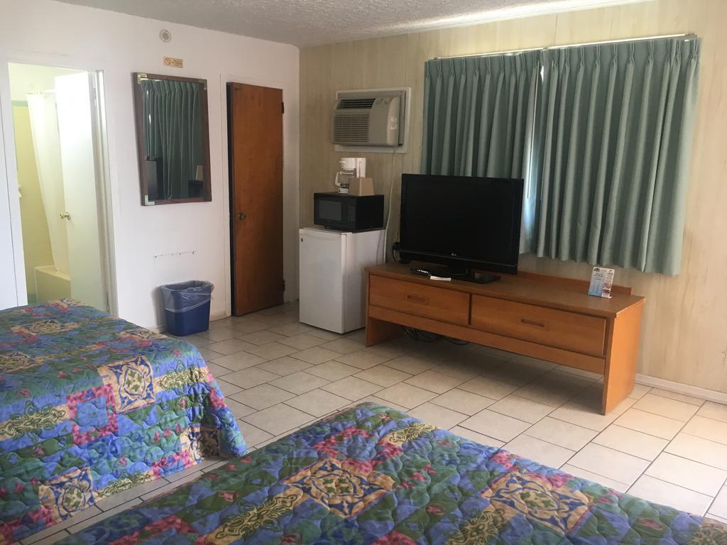 וויילדווד Skylark Resort Motel מראה חיצוני תמונה