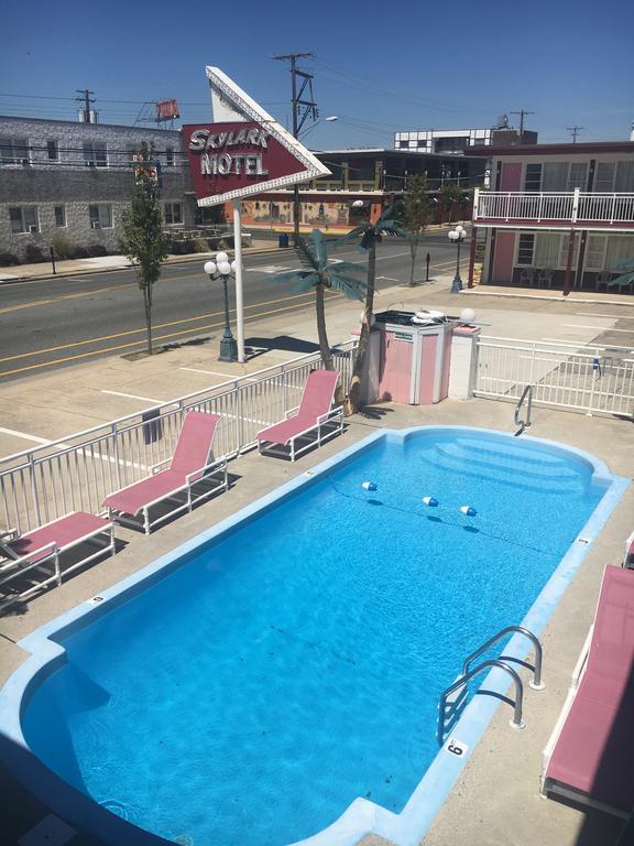 וויילדווד Skylark Resort Motel מראה חיצוני תמונה