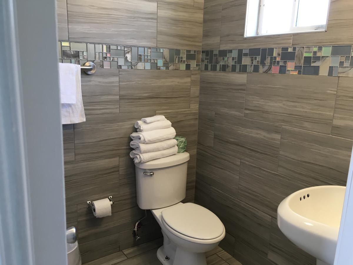 וויילדווד Skylark Resort Motel מראה חיצוני תמונה