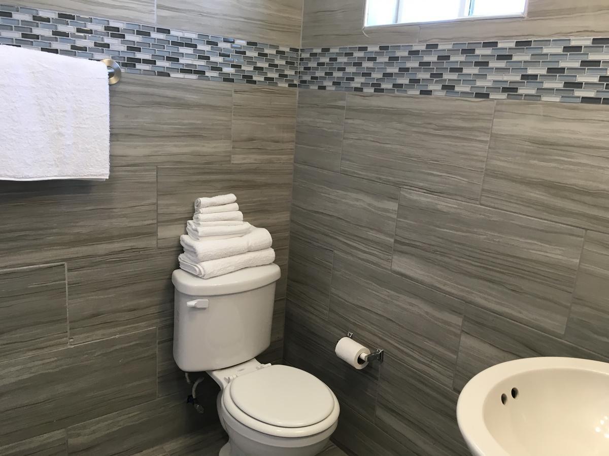 וויילדווד Skylark Resort Motel מראה חיצוני תמונה